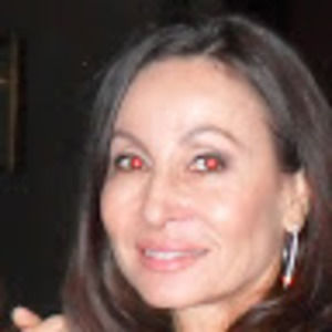 Meet your Posher, Ana